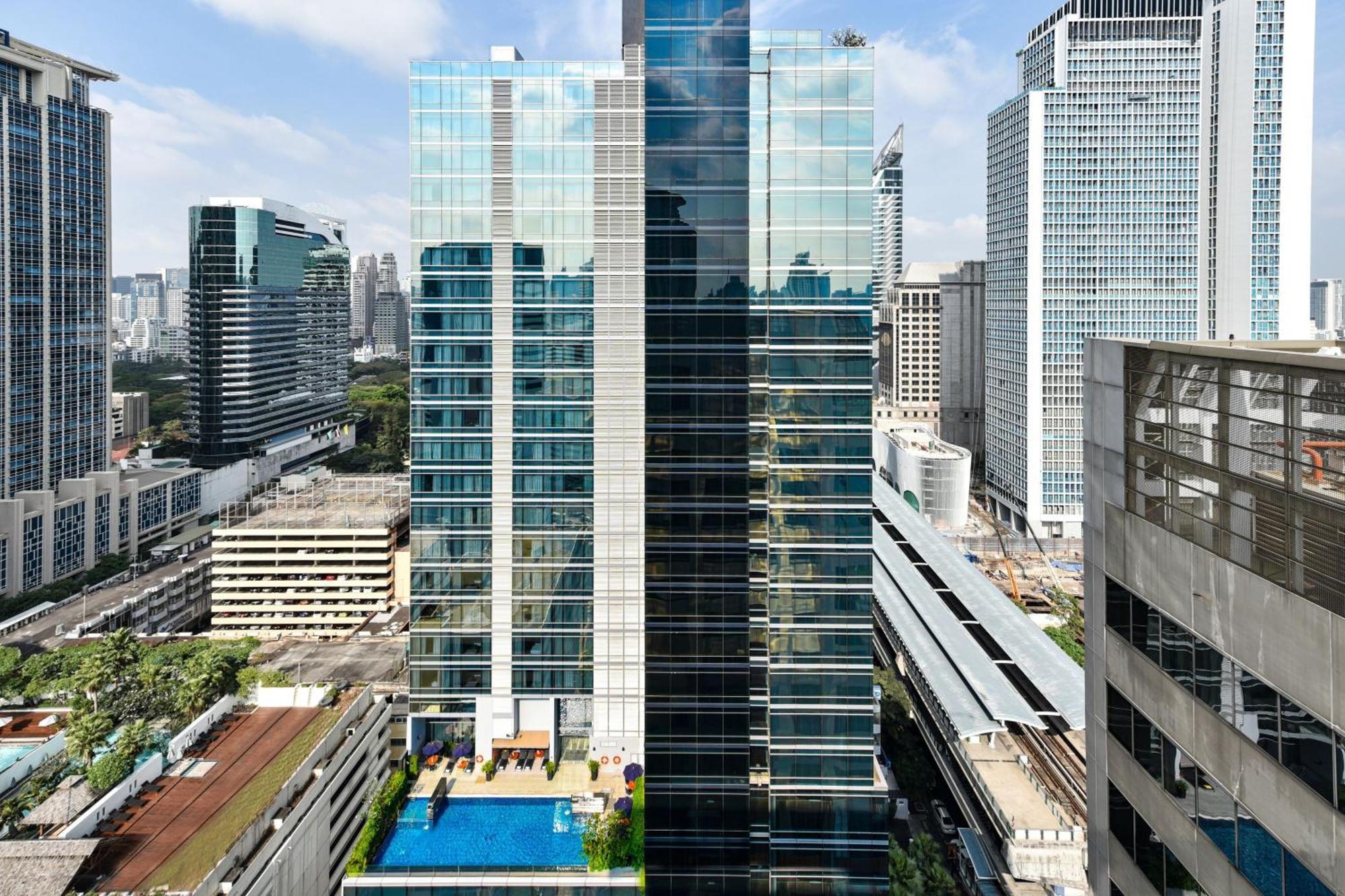 Four Points By Sheraton Bangkok Ploenchit Hotel Exterior photo